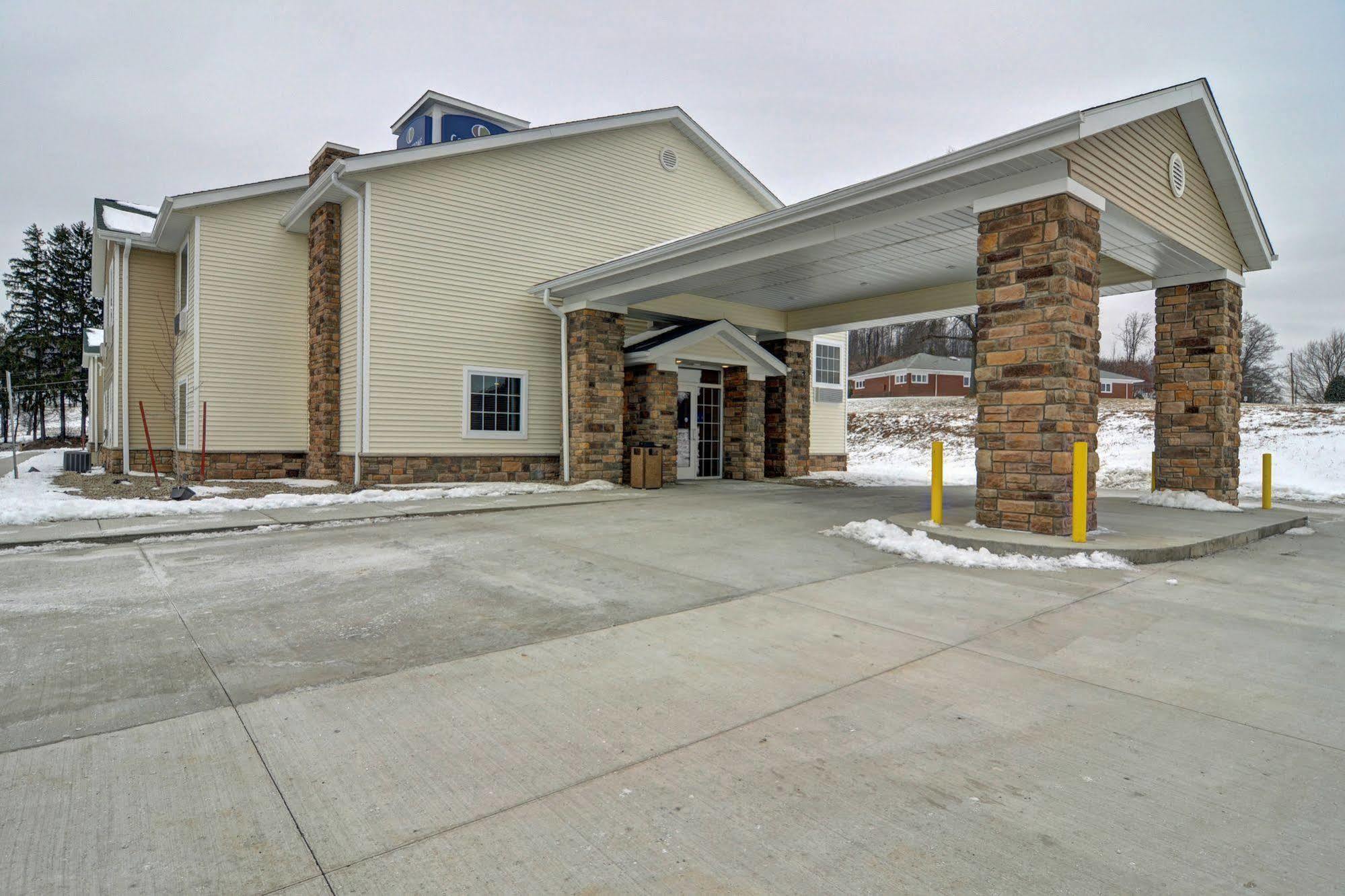Cobblestone Hotel & Suites - Punxsutawney Екстер'єр фото